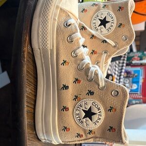 Converse Kids High-Top Sneakers - Beige with Colorful Embroidery